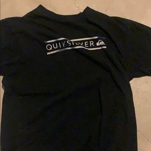 Large Black quicksilver t-shirt